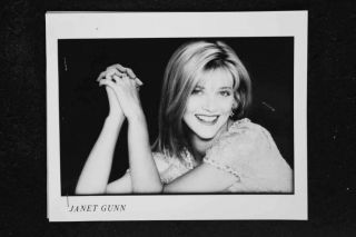Janet Gunn - 8x10 Headshot Photo W/ Resume - Silk Stalkings