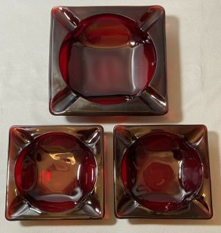 Vintage Royal Ruby Red Glass Anchor Hocking Ashtray Tobacciana Set Of 3 - 6” & 4”