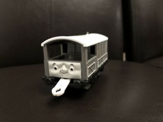 Tomy Trackmaster Thomas & Friends " Toad " Brakevan Caboose Train Car 3d Face Rare