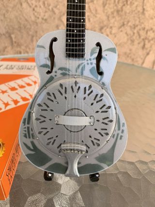 Mark Knopfler / Dire Straits - Exclusive Mini Guitars / 1:4 Scale