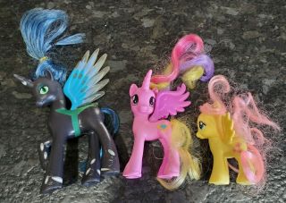 My Little Pony 3 Unicorn Pegasus Pink Yellow Rainbow Hair Black Queen Chrysalis