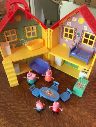 Peppa Pig Toy Lot; House,  Figures & Furniture; Used; 1 House,  4 Figures,  12 Furn