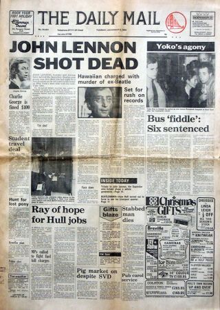 Hull Daily Mail Newspaper 9 Dec 1980.  John Lennon Shot Dead Cover The Beatles