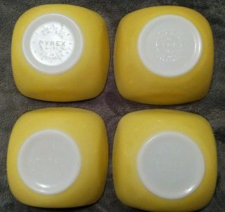 Set Of 4 Vintage Pyrex 410 12 Oz Square Bowls Yellow -