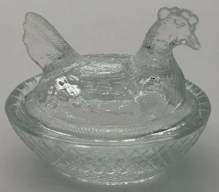 Vintage 2 1/2” Molded Glass Early Hen On Nest Salt Dip Cellar Clear Rare Design.