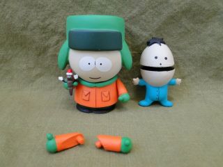 Mezco South Park: Kyle With Ike Figure