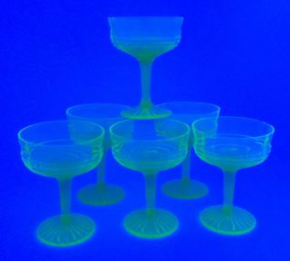 Depression Glass Champagne Greenglow Uranium Stemmed Optic Glass Set Of Six