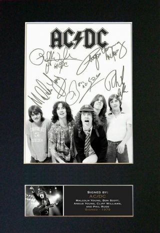 Ac/dc - Rare Full Group Signed And Mounted Photograph ⭐⭐⭐⭐⭐