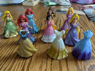 7 Disney Princess Magic Clip Dolls And 3 Extra Outfits