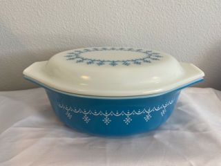 Vintage Pyrex 043 Snowflake Blue Garland 1.  5 Qt Oval Casserole Dish With Lid