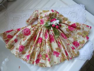 Vintage Madame Alexander Cissy Variation Of Rose Print Dress - Very Rare