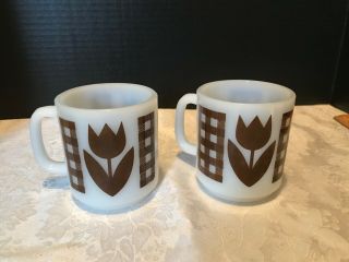 2 Vintage Retro Brown Gingham Plaid Tulip Coffee Cup Mug Glasbake Milk Glass