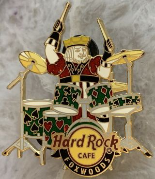 Hard Rock Cafe Foxwoods 2007 Red Playing Card King Playing Drums Pin Hrc 38258