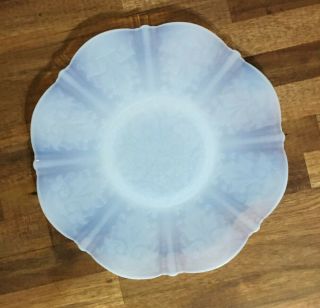 American Sweetheart Depression Glass Plate,  Opalescent Milky White.  [a - 16]