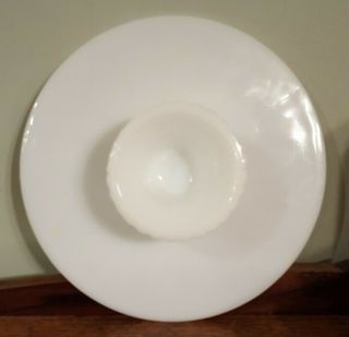 VINTAGE WHITE MILK GLASS CAKE PLATE WITH PEDESTAL FOOTED BASE XMAS STAR PATTERN 3