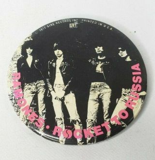 Vtg 1977 The Ramones Rocket To Russia 3 " Pinback Sire Records Large