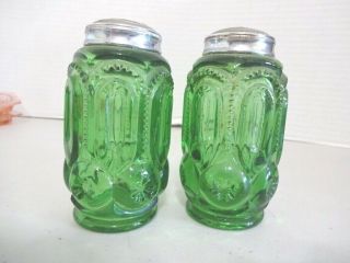 Vintage Le Smith " Moon And Stars " Green Glass Salt Pepper Shaker Set