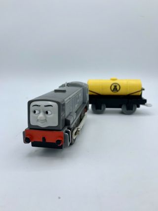 Thomas & Friends Dennis & Yellow Oil Tanker Trackmaster Motorized