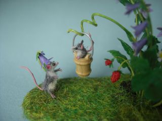 OOAK Dollhouse 1:12 Miniature Mouse Mum Micro Baby Strawberry BlueBell OREON cat 3