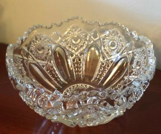 L E Smith Hobstar Clear Crystal Pressed Glass 8.  5” Diameter Fruit Serving Bowl