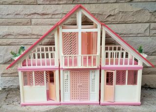Vintage 1978 Mattel Barbie Pink Dream House With Some Furniture