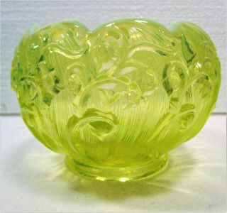 FENTON GLASS OPALESCENT VASELINE ROSE BOWL,  LILLY OF THE VALLEY PATTERN 1970 ' S 2