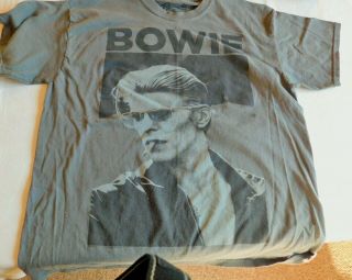 David Bowie 3 Large Adult T Shirts Incl.  Ziggy Stardust Bowie Exhibit