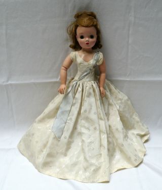 Vintage Madame Alexander Cissy Doll Queen 1957? 20 " Old