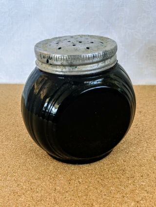 1 One Vintage Old Black Glass Hoosier Deco Design Salt Pepper Shaker