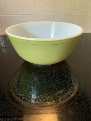 Vintage Pyrex Avocado Green Nesting Mixing Bowl 403,  2 1/2 Qt