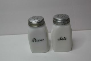 Pair Vintage Art Deco Milk Glass Range Salt And Pepper Shakers Skyscraper Shape