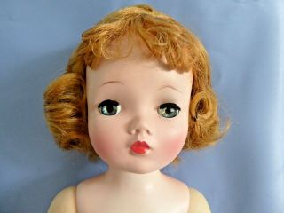 Pretty Madame Alexander Vintage Cissy Doll