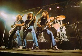 Status Quo - Poster - Rock Group - Live On Stage - Rare