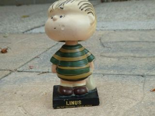 Peanuts 1960s Linus Lego Bobber Bobbing Head Bobblehead Nodder