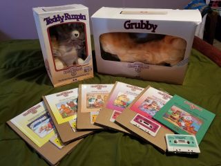 Vintage 1985 Wow Teddy Ruxpin,  " Grubby " Friend,  And Tapes,  All Nib