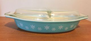 Vintage Pyrex Glass Turquoise Blue Snowflake 1.  5 Qt Divided Covered Casserole