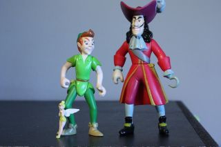 Vintage Disney World Peter Pan Captain Hook Tinkerbell Action Figure Frm Playset