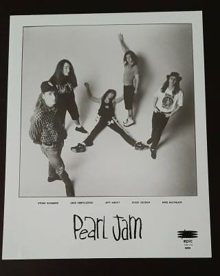 PEARL JAM - 1991 Epic Records press promo photos,  bonus Eddie Vedder photo print 3