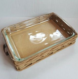Vtg Pyrex Baker In A Basket - 3 Qt Glass Casserole Dish W/ Woven Serving Basket