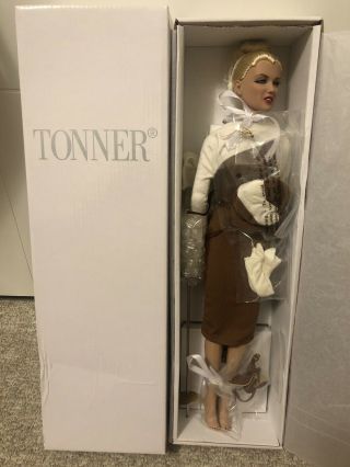 Tonner Marilyn Monroe In A Dream Doll - NRFB Collectible And Hard To Find 2