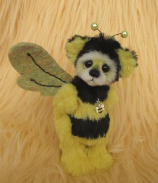 Fuzzy Bee Ooak Hand Sewn Collectable Artist Bear By Joxy Bears