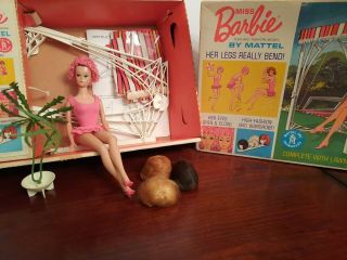 Vintage Miss Barbie 1060 Sleep Eyes Box,  Swimsuit,  Cap,  Wigs,  Accessories
