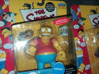 PLAYMATES THE SIMPSONS INTELLI - TRONIC VOICE ACTIVATED Barney & Carl SIMPSON 2000 2