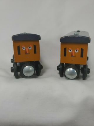 Thomas & Friends Annie And Clarabel Wood Engines Wooden Railway Tank Y4422