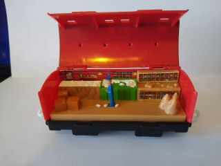 Thomas & Friends Trackmaster See Inside Flip Top Red Mail Car 2010 Mattel