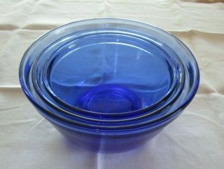 Anchor Hocking Cobalt Blue Set Of Three,  1,  1.  5,  2.  5 Quart Nesting Mixing Bowls