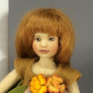 Maggie Iacono Miniature Felt Doll Esme - Ufdc Region 15 Conference Souvenir 2020