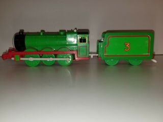 Thomas and Friends Henry TOMY Trackmaster Train Engine and Car 2