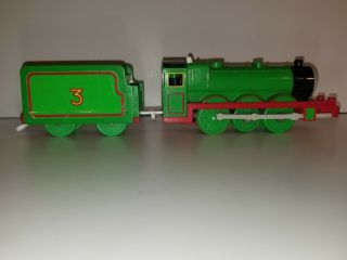 Thomas and Friends Henry TOMY Trackmaster Train Engine and Car 3