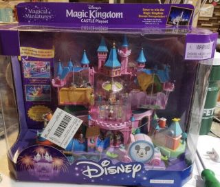 Magical Miniatures Polly Pocket Disney Magic Kingdom Castle Playset